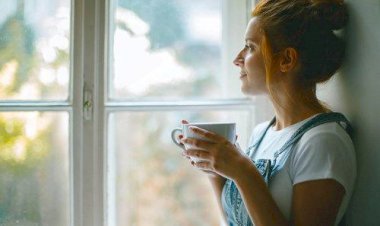 أبراج تفضّل الابتعاد عن السوشيال ميديا.. الهدوء أهم من الظهور