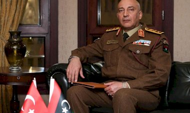 محمد الحداد.. الجنرال الذي حاول ترميم جيشٍ ممزق وانتهت رحلته في السماء