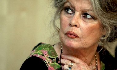 رحيل أسطورة الشاشة الفرنسية بريجيت باردو عن 91 عامًا