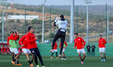 ثلاثي منتخب مصر يزين التشكيلة المثالية لدور الـ16 في أمم أفريقيا