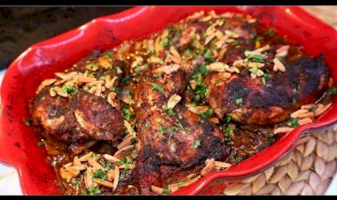 صينية الدجاج بالسماق في الفرن.. وصفة شرقية بنكهة غنية وسهلة التحضير