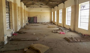 بين الحكومة والسلطة الميدانية.. من يسيطر فعليًا على سجون جنوب اليمن؟