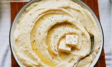 سحور يمنحك طاقة طوال اليوم.. البطاطس البوريه بالبيض وصفة مثالية لصيام مريح