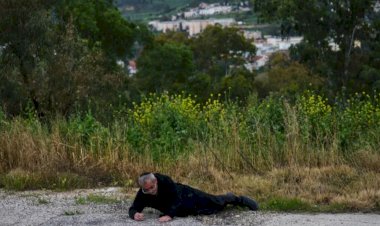 بعد أسابيع من الحرب.. ترامب يعلن اتصالات مع إيران ويمدد مهلة مضيق هرمز خمسة أيام