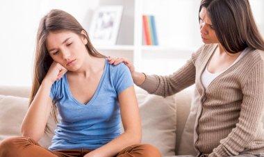 نصائح عملية لتقوية العلاقة مع ابنتك المراهقة بدون تجاوز الحدود