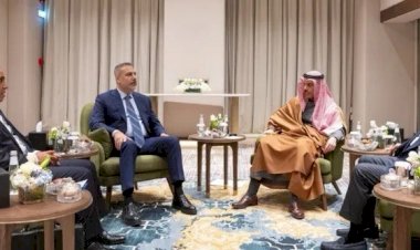 أستاذ علوم سياسية: اجتماع إسلام آباد يعكس تحركًا إقليميًا لاحتواء حرب الشرق الأوسط وإعادة ضبط التوازنات