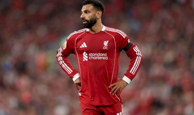 محمد صلاح يواصل التألق ويزاحم كبار نجوم الدوري الإنجليزي في قائمة تاريخية