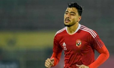 الأهلي يربط صفقة بيكهام بمفاوضات أكرم توفيق