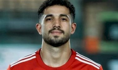 الأهلي يقترب من ضم خالد عوض بشرط حسم موقف طلائع