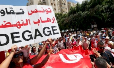 محلل تونسي: تحركات الإخوان تصطدم بمساعي قيس سعيد لحماية استقرار تونس