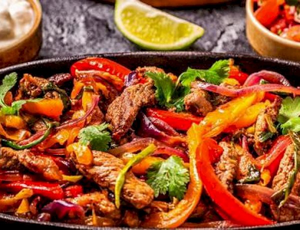 طريقة تحضير قوارب فاهيتا اللحم بطريقة سهلة ولذيذة