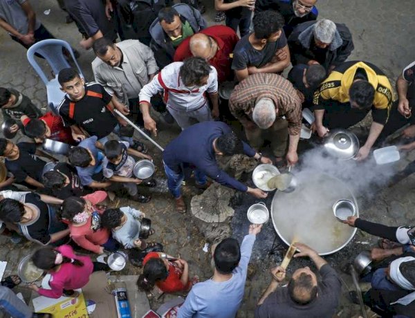 دماء ودولارات.. الوجه الآخر للإغاثة في زمن الحرب على غزة