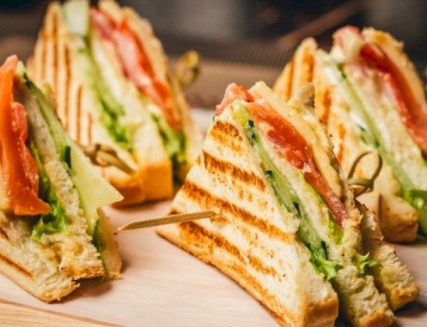 ودّع الجوع والوجبات السريعة.. 5 ساندويتشات صحية تشحنك طاقة طول اليوم
