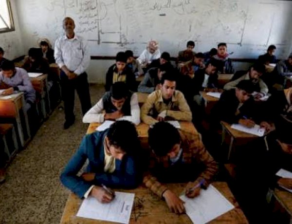 محلل يمني: الحوثي يخوض أخطر معركة لتدمير وعي الأجيال وإعادة تشكيل الهوية عبر التعليم