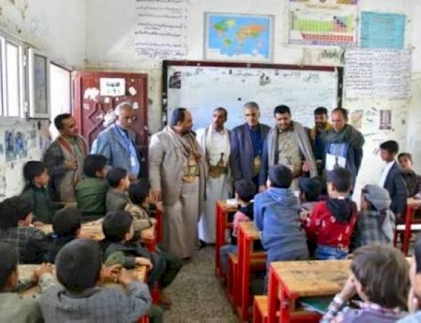 محلل يمني: سيطرة الحوثيين على مناطق واسعة في اليمن سبب تدهور الأوضاع