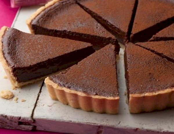 تارت الشوكولاتة في المنزل: وصفة سهلة ولذيذة