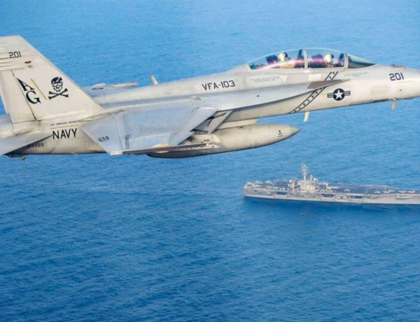 تحقيقات تكشف سلسلة أخطاء قاتلة في الأسطول الأمريكي خلال معارك البحر الأحمر