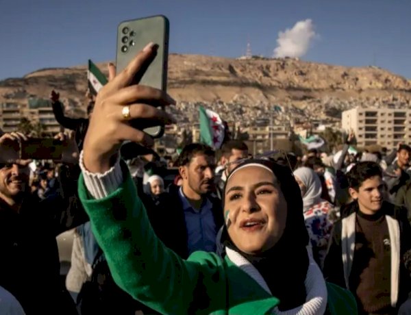 عام على سقوط الأسد.. سوريا بين التحولات الأمنية والسياسية