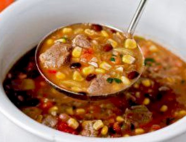 شوربة الأخوات الثلاث.. حكاية أسطورية تحولت إلى وجبة شتوية متكاملة