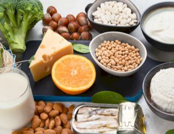 ليس الحليب وحده.. غذاء يومي يعزز قوة العظام بعد الخمسين