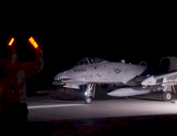 ضربة انتقام لا حرب شاملة.. كيف تخوض واشنطن معركتها الجديدة ضد داعش في سوريا؟