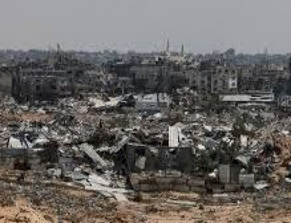 بتوجيهات محمد بن زايد.. الإمارات تواصل دعم غزة بسفينة إغاثية كبرى