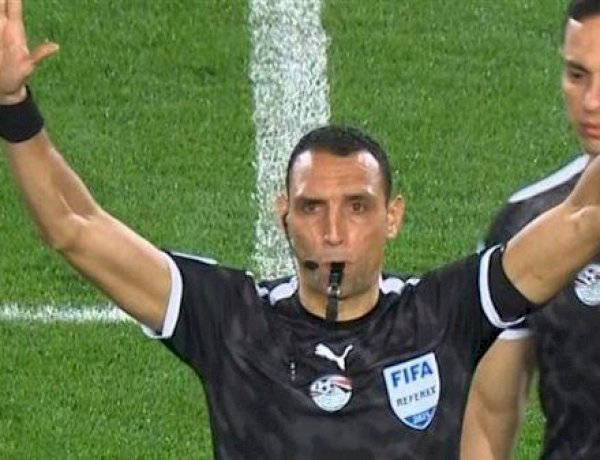 محمود بسيوني حكمًا لمباراة الأهلي وغزل المحلة في كأس عاصمة مصر