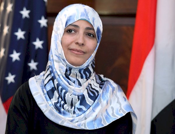 توكل كرمان والعليمي.. ما سر العلاقة بين أفعى الإخوان ومجلس السلطة؟