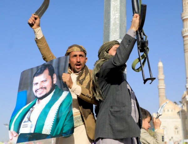 وضاح بن عطية: تجنيد الأطفال ونشر الفكر المتطرف من قبل الحوثي تهديد للأمن الإقليمي