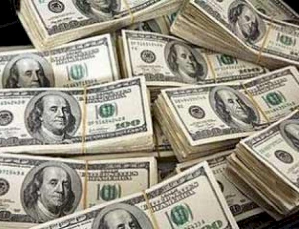 أسعار العملات العربية.. الدولار يُواصل السقوط أمام الجنيه المصري