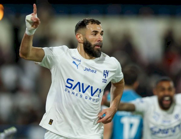 بعد رحيل بنزيما.. الاتحاد يستعيد توازنه ويوفر 14 وظيفة كاملة