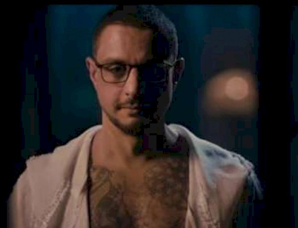 طرح برومو سفاح التجمع على وسائل التواصل الاجتماعي