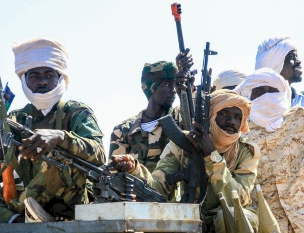 القرار الأمريكي ضد الإخوان يوسع دائرة التأثير على الصراع بين الجيش والدعم السريع