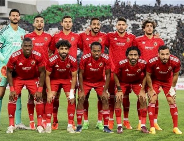ثنائي الأهلي يتصدر التشكيل المثالي لإياب ربع نهائي دوري أبطال أفريقيا