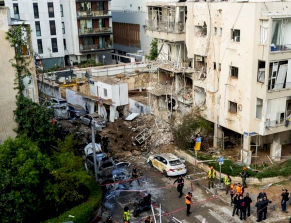 ضربة صاروخية إيرانية تستهدف تل أبيب وتصعيد متبادل يقلل فرص التهدئة