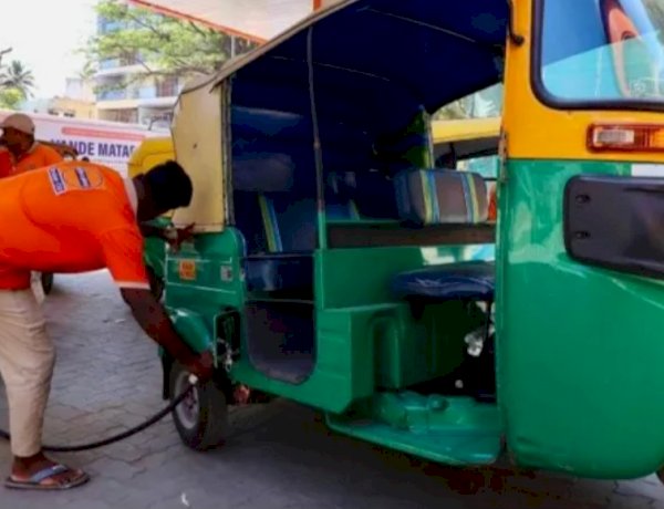 أسواق الطاقة تهتز مجددًا.. مخاوف من إغلاق مضيق هرمز بعد التصعيد في لبنان