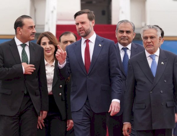 مفاوضات أمريكية إيرانية مباشرة واستعدادات أمنية مكثفة في باكستان