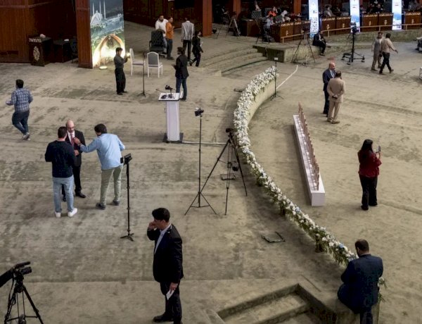 كواليس فشل مفاوضات واشنطن وطهران.. مضيق هرمز يشعل الخلافات ويعطل الاتفاق