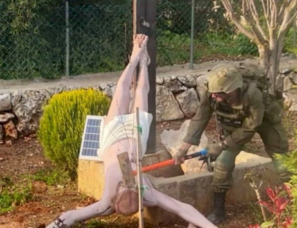 أبرز ما ورد في الصحف الأجنبية الإثنين 20 إبريل.. من البحر إلى الأسواق.. توتر أمريكي إيراني يربك الاقتصاد العالمي