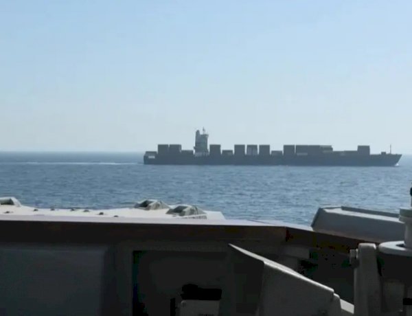 ترامب يلوح بلقاء مباشر.. سباق مع الزمن بين واشنطن وطهران في مفاوضات على حافة الانفجار