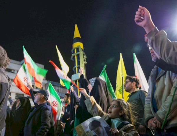 أبرز ما ورد في الصحف الأجنبية الخميس 23 إبريل..التصعيد يشتعل والدبلوماسية تتحرك.. العالم يترقب مسار حربي إيران ولبنان