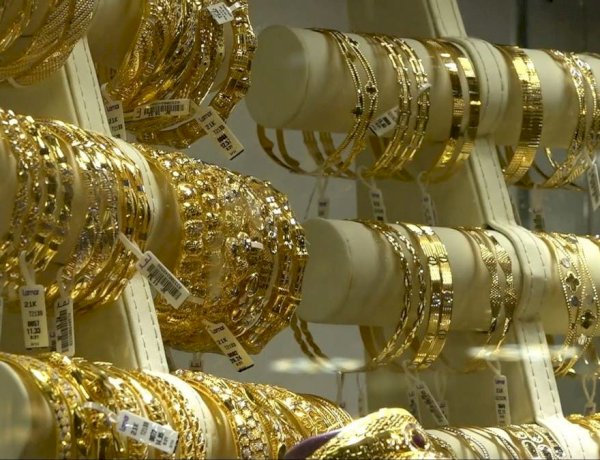أسعار الذهب في الدول العربية اليوم 6 مايو 2026 بين الارتفاع والاستقرار