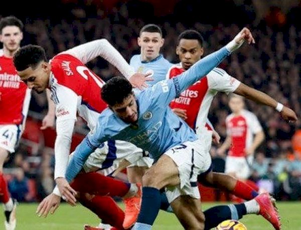 من يحسم لقب الدوري الإنجليزي؟.. صراع مشتعل بين أرسنال ومانشستر سيتي