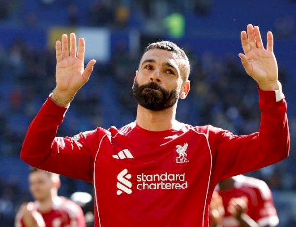 محمد صلاح يواصل كتابة التاريخ ضمن أساطير الوفاء في الدوري الإنجليزي