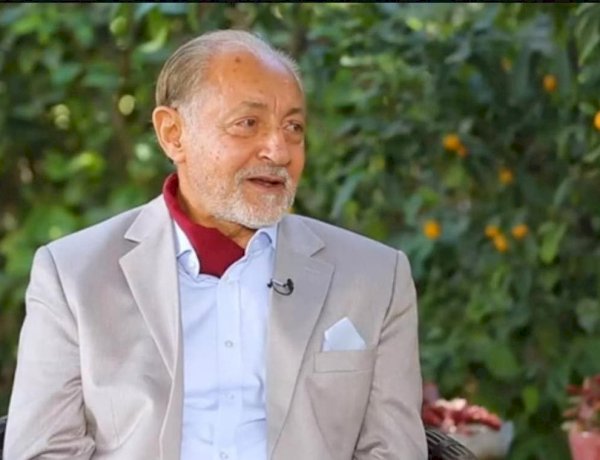 وفاة الفنان عبد العزيز مخيون.. وصلاة الجنازة بعد صلاة العصر اليوم في مسقط رأسه