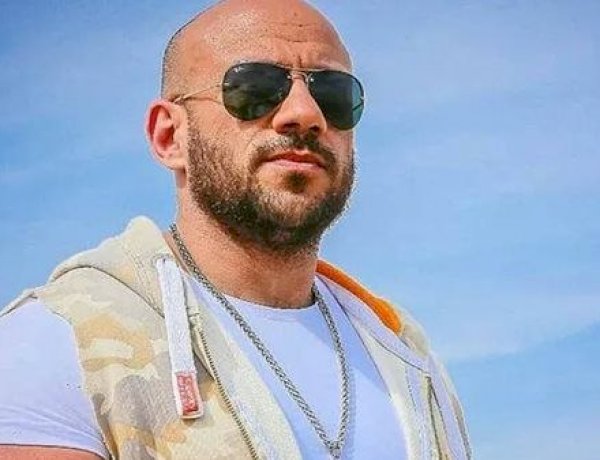 تفاصيل عودة أحمد مكي إلى السينما بفيلم 
