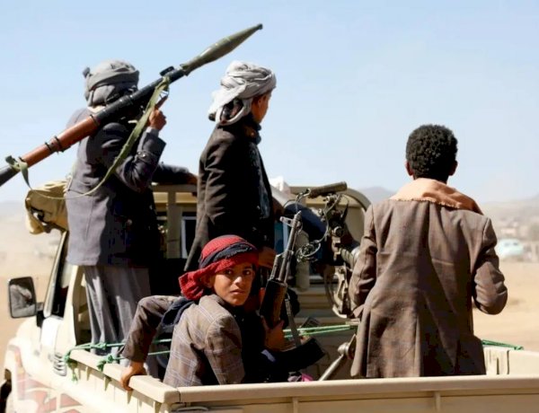 محلل سياسي يمني: انسحاب الحوثيين من كهبوب والوازعية يكشف حجم الضغوط الميدانية