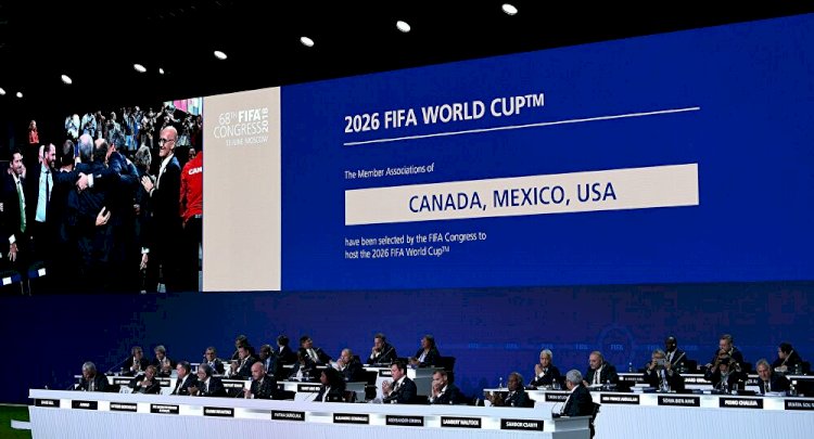 جوزيف بلاتر  يلوح بسحب ملف كأس العالم من قطر.. أميركا قادرة على استضافته