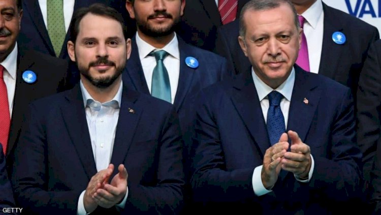 في 5 أشهر.. كيف قاد أردوغان وصهره الاقتصاد التركي إلى العجز الكلي؟