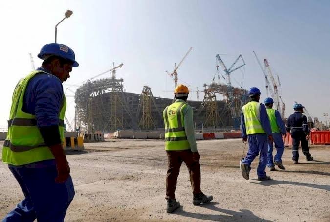 تقرير أميركي يكشف معاناة جديدة للعمال الأجانب في قطر